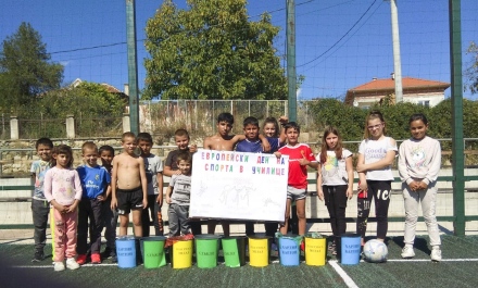 Световният рекордьор по щанги Гърдев направи спортен празник в училище